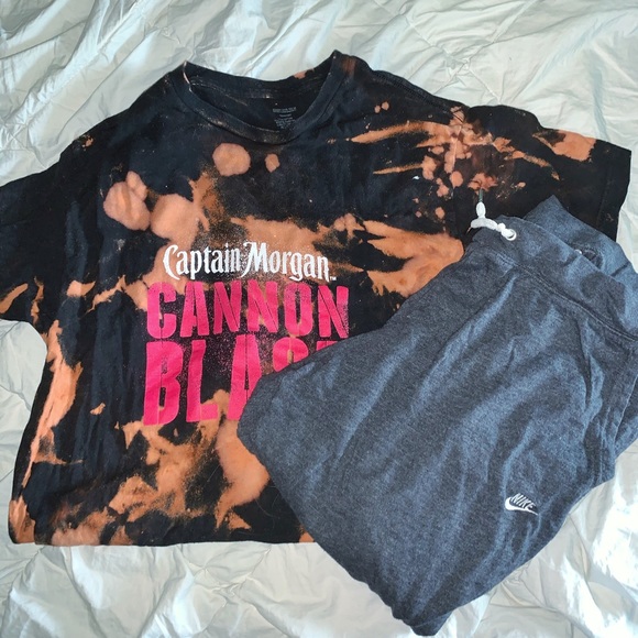 Bleached graphic tee - Picture 3 of 3